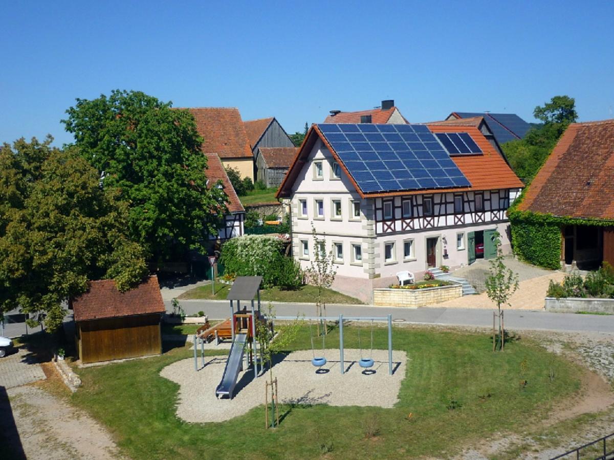 Zur Krone * Windelsbach
